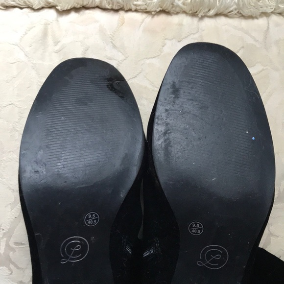 Velvet Black Ankle boots - Picture 2 of 5